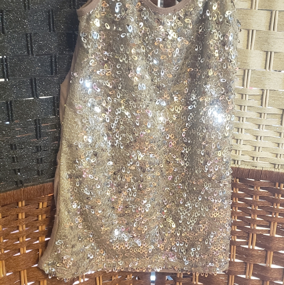 Small sequins shiny textured tank top